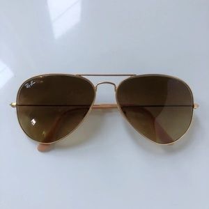 RAYBAN CLASSIC AVIATORS